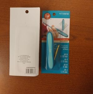 New Lot of 2 Boye 4-n-1 Crochet Tool Multi-size Travel Crochet Hooks